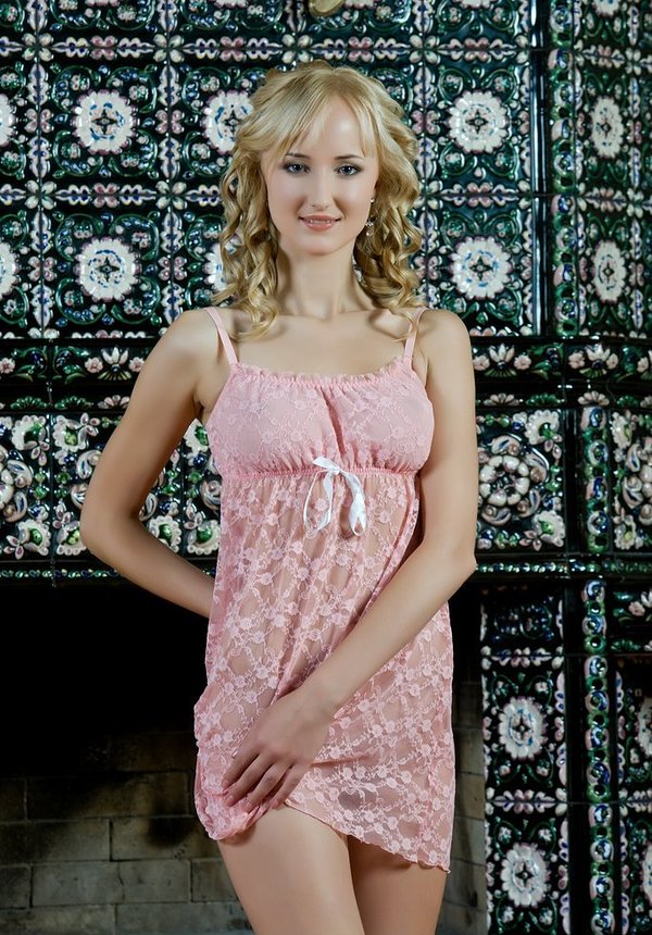 Алиса, 22
